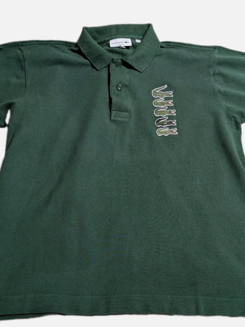 Lacoste Men's Short Sleeve Stacked Timeline Croc Badge Pique Polo Green Medium